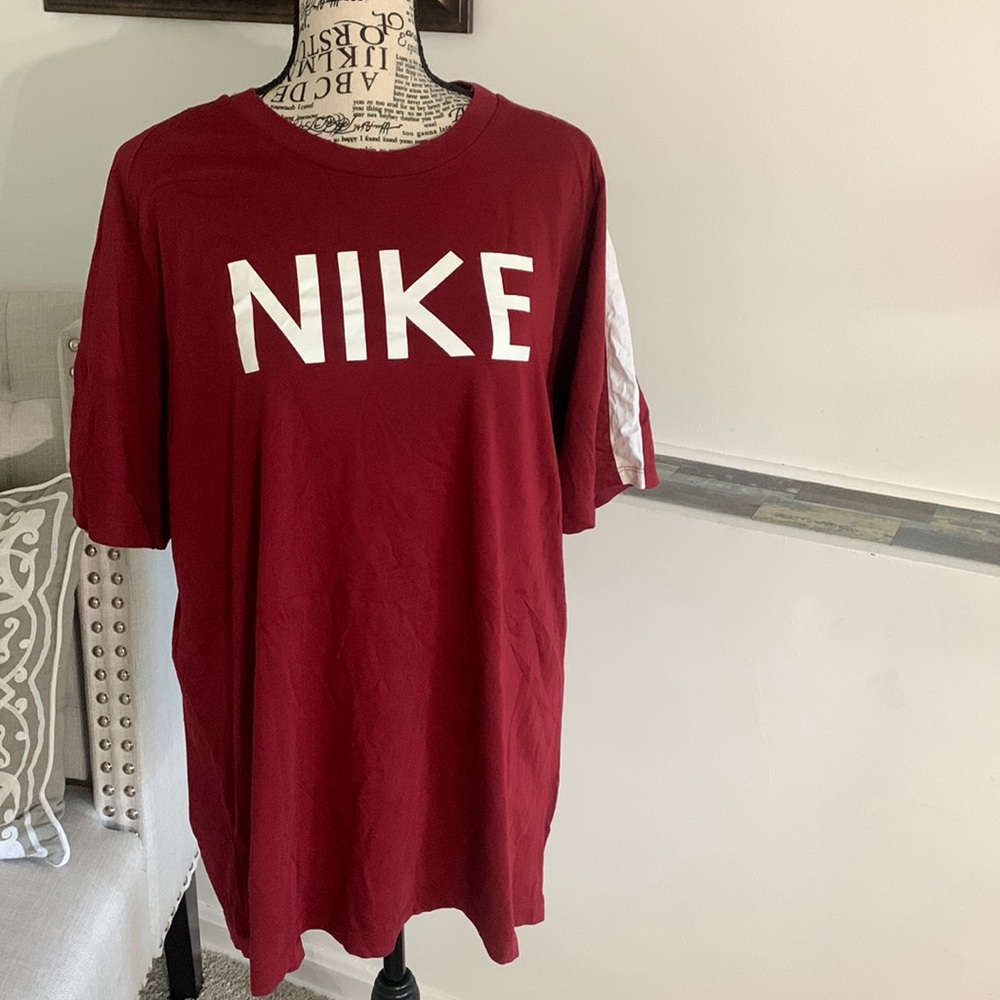 Nike Tee